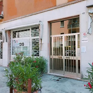 Civico40 Luminoso Con Balconi E Garage Privato Verona